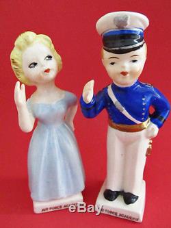 AIR FORCE ACADEMY CADET & LADY KISSING & SALUTING Salt and Pepper Shakers