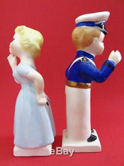 AIR FORCE ACADEMY CADET & LADY KISSING & SALUTING Salt and Pepper Shakers