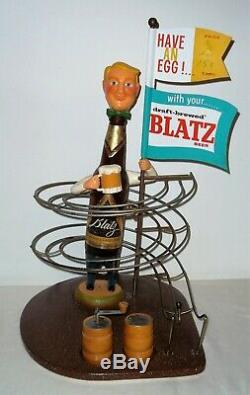 Blatz Beer Egg Roller Advertising Piece withSalt & Pepper Shakers VERY NICE