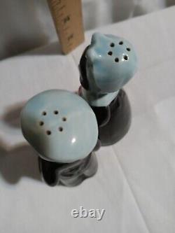 Ceramic Salt Pepper Set Man & Woman In Blue Aprons One Small Chip Ladies Scarf