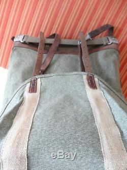 Fine Vintage Swiss Army Military Backpack Rucksack 1967 Canvas Salt & Pepper