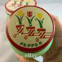 Jadeite Grease Jar With Salt & Pepper Tulip Lids Jade Fire King Anchor Hocking