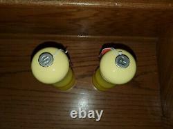 Le Creuset Soleil Yellow Salt And Pepper Mill new