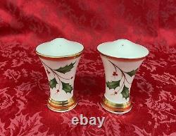 Lenox Holiday Salt And Pepper Set Seller Preowned Excellent Condition
