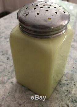 McKee Seville Yellow Salt Pepper Flour & Sugar Range ShakersHoosier Jars H109