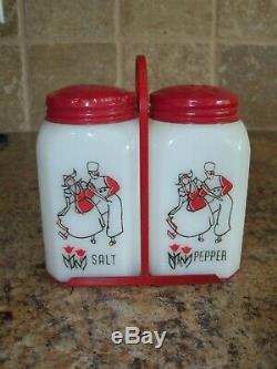 McKee Tipp DUTCH DANCERS Salt & Pepper Range Shakers withCarry Caddy