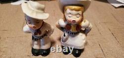 NAPCO Kissing Cowboy and Cowgirl Salt and Pepper Shakers Japan