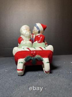 RARE VTG KREISS JAPAN SALT & PEPPER Candle Kissing Santa & Mrs Claus In Sleigh