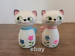 Rare Vintage MCM Holt Howard Groovy Flower Power Cat Salt & Pepper Shakers Set