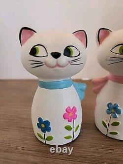 Rare Vintage MCM Holt Howard Groovy Flower Power Cat Salt & Pepper Shakers Set