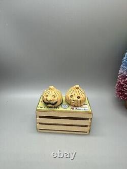 Sandy SRP Miniature Salt And Pepper shaker Anthropomorphic Onion