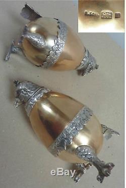 Two Russian Egg salt and pepper, solid silver 84,708 grams