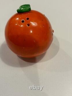 Unique Vtg Adorable Salt N Pepper Shakers! Anthropomorphic Smiling Tomatoes