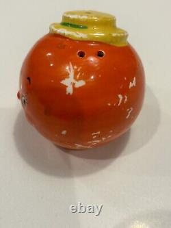 Unique Vtg Adorable Salt N Pepper Shakers! Anthropomorphic Smiling Tomatoes