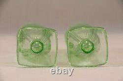 Vintage FEDERAL Glass SYLVAN Parrot Green Depression Glass SALT & PEPPER Shakers