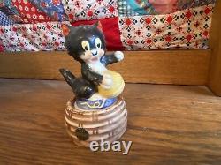 Vintage Goebel Figaro Disney Cat On Basket Salt Pepper Shaker Germany