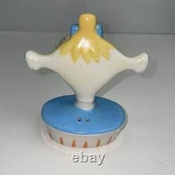 Vintage Holt Howard Grant Howard Pixieware Pixie Flirting Salt & Pepper Shakers