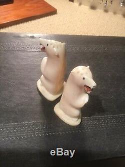 Vintage Inuit Carved Polar Bear Salt And Pepper Shakers Souvenir