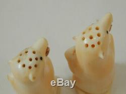 Vintage Inuit Eskimo Carved Polar Bear Salt & Pepper Shakers Bovine Bone