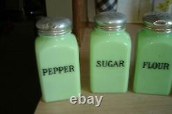 Vintage Jadeite Jadite Shakers Salt Pepper Flour Sugar
