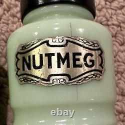Vintage Jeannette Jadeite Concentric Ring Cinnamon & Nutmeg Shaker, Glows