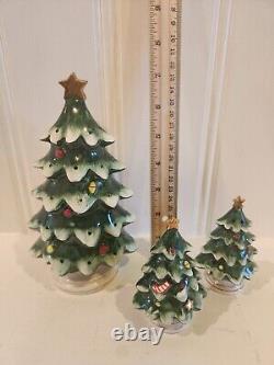 Vintage Lefton Ceramic Chistmas Tree and salt and pepper shakers