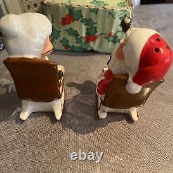 Vintage Lefton salt and pepper shakers mr and mrs claus, 8139