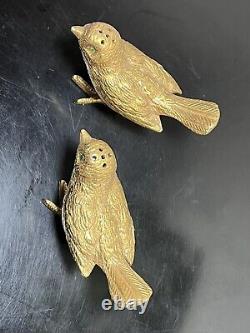 Vintage (MCM) Metal Gold Tone Plated Birds Salt and Pepper Shakers, Decor