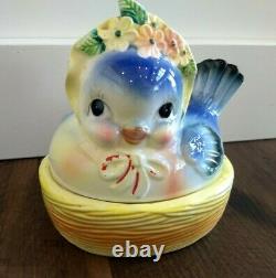 Vintage Norcrest Bluebird Figurine Nest Salt & Pepper Shaker Japan Estate