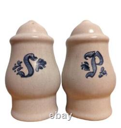 Vintage Pfaltzgraff Yorktowne Salt and Pepper Shaker S&P Set Gray Stoneware