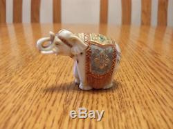 Vintage Porcelain Toshikane Arita Japan Elephant Figures Salt And Pepper Shakers