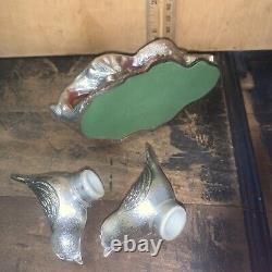 Vintage Salt & Pepper Shakers -2 Birds On A Stand- Plastic Material Cute